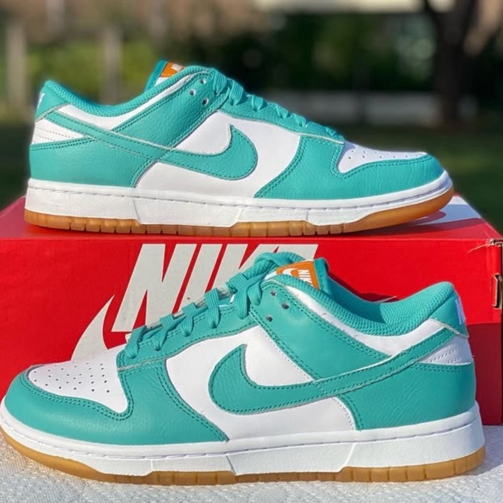 Nike Dunk “Teal Zeal”